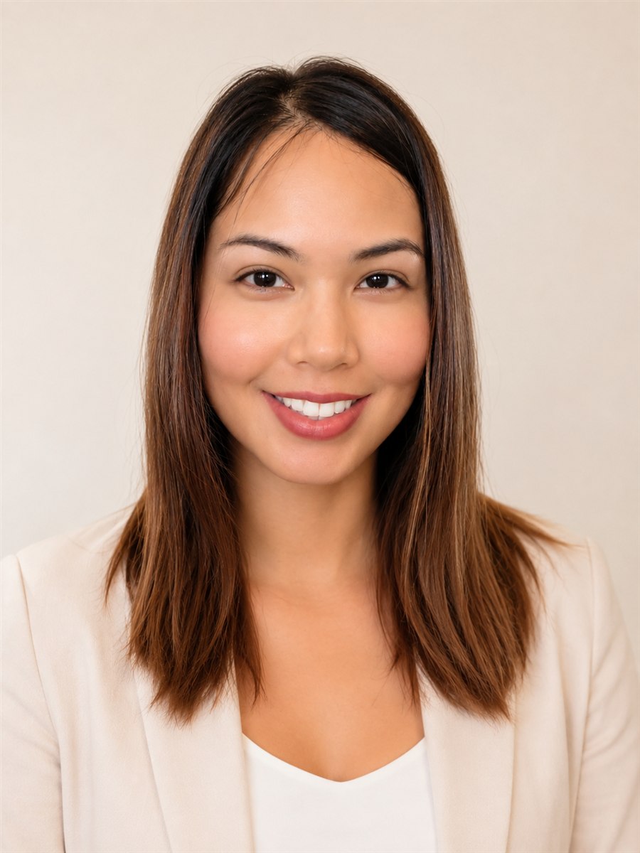 Jennifer Cadelina, RN, Founder and CEO of Smooth Day V.A.